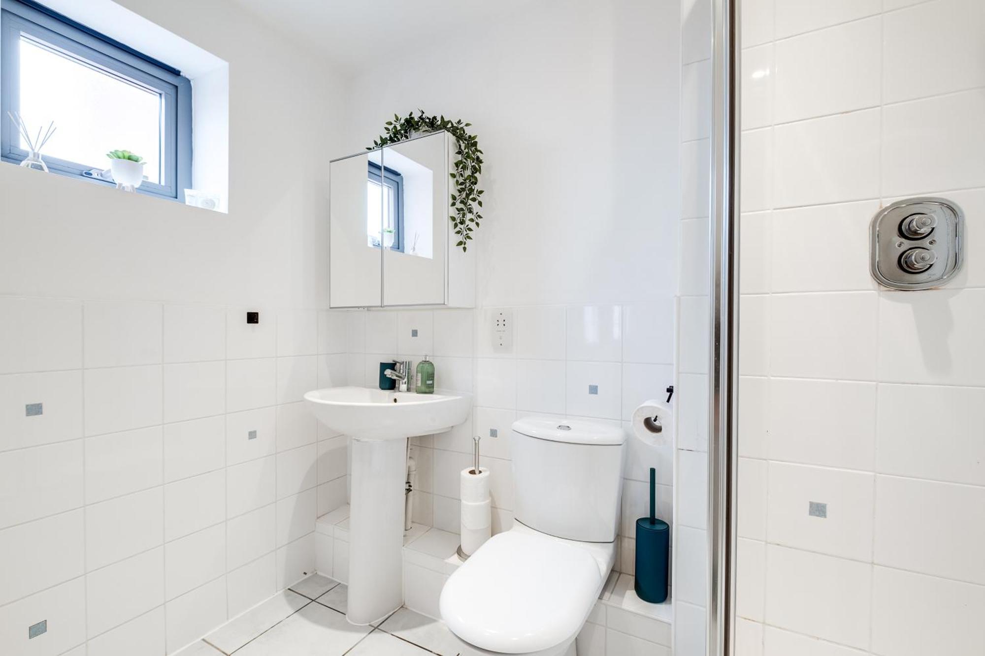 Pluxa Globe - Spacious Apartment In Jq With Parking Birmingham Exteriér fotografie